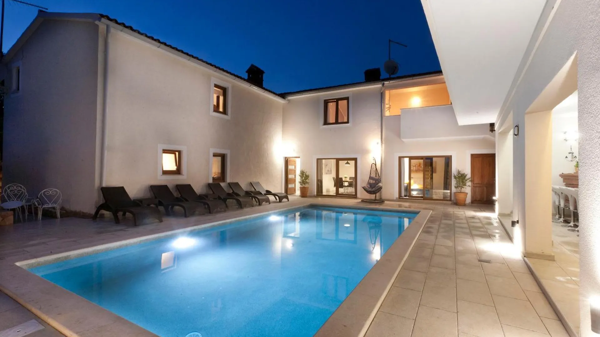 Funcic Apartments 1 App Πούλα Πανσιόν