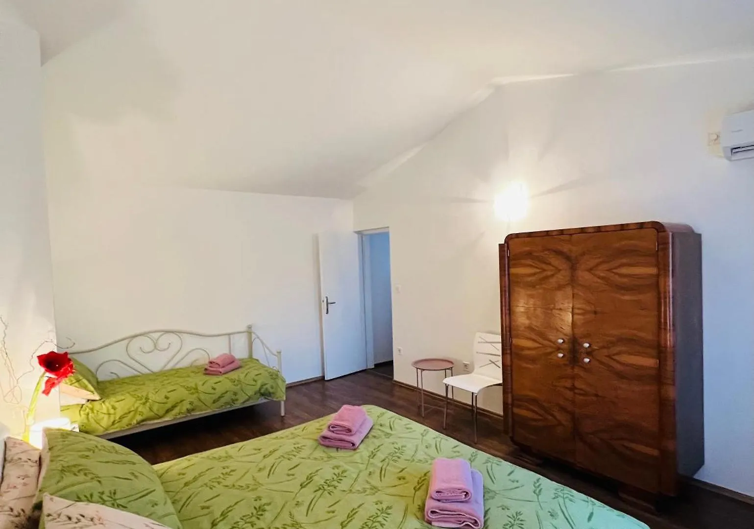 Πανσιόν Funcic Apartments 1 App Πούλα Κροατία