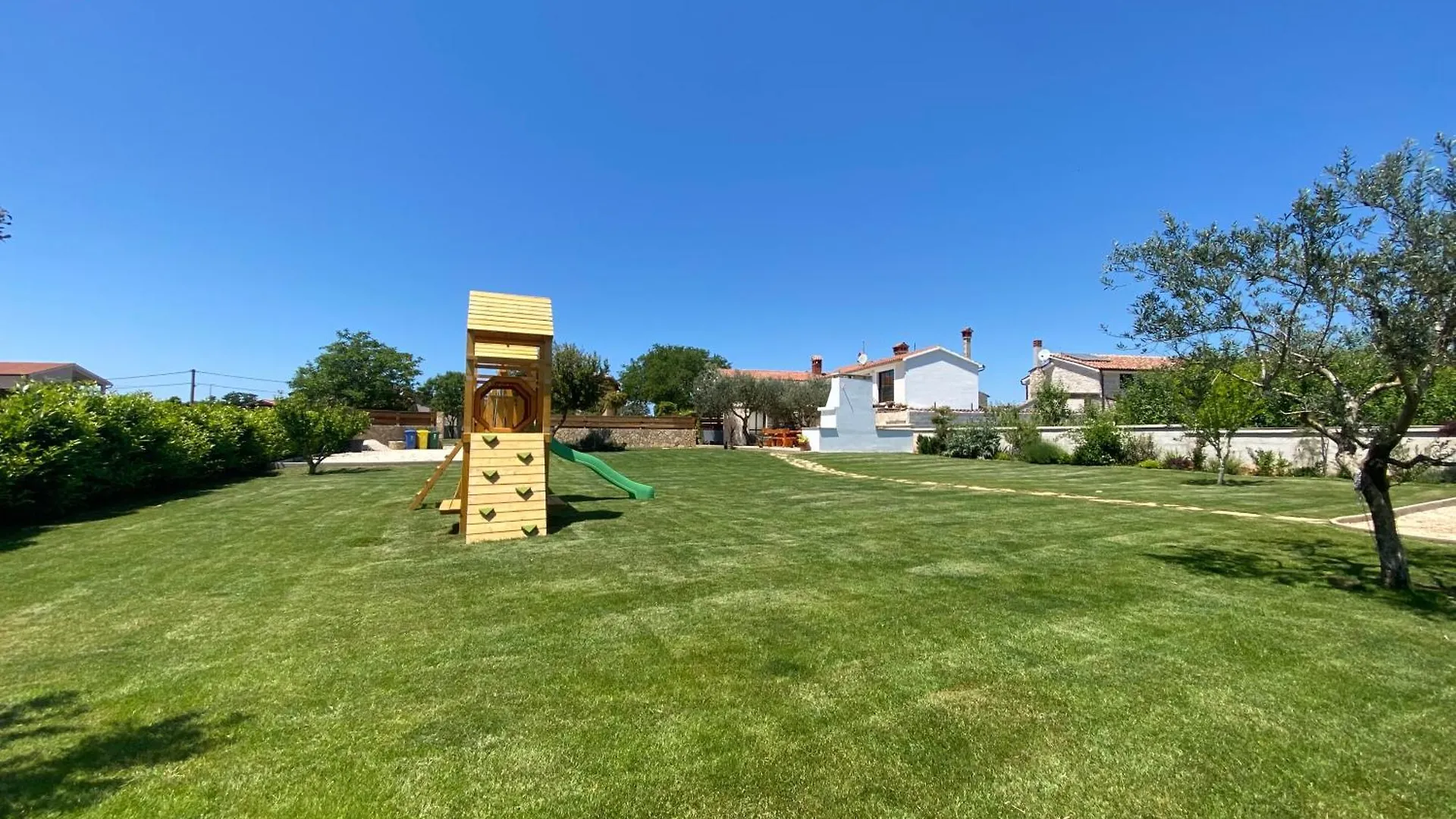 Funcic Apartments 1 App Πούλα